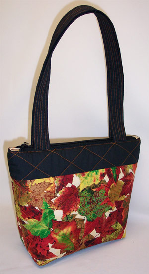 Autumn Maple leaves Print Quilted Purse